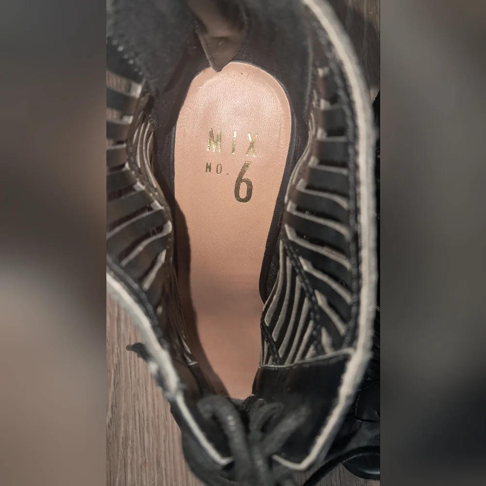 Mix No. 6 Size 8 Womens Black Strappy Heeled Boots - Picture 2 of 12